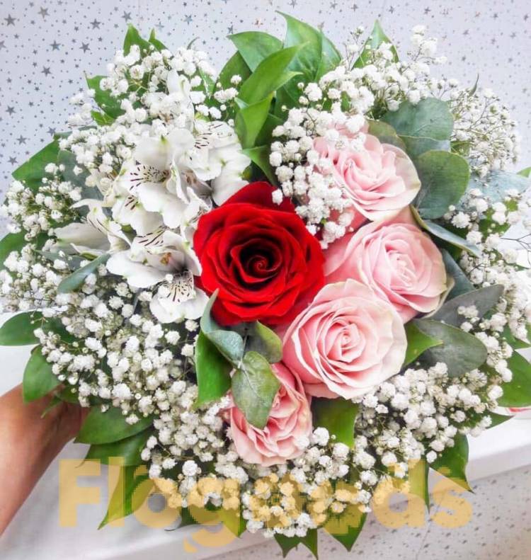 Букет «Нежный» за 9 139 руб.